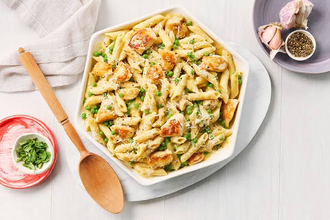 Pennes aux légumes & blancs de poulet
